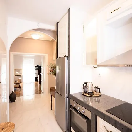 Klara - Jazine Apartamento